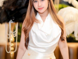 Dina Rubby KDI Akan Goyang Sintang di Penutupan Gebyar Musik Etnik dan Pameran Ekraf 2025 di Halaman GOR Apang Semangai Sintang.