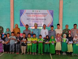 Sunatan Massal dan Bantuan Pendidikan, DPRD Sambas : Peran Negara Hadir di Tengah Rakyat