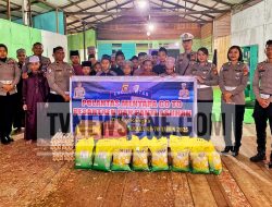 Polantas Sekadau Sentuh Pesantren dengan Bantuan Dalam Rangka HUT Lalu Lintas Bhayangkara ke-70