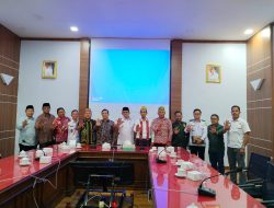 Janji Kawal Warga Sajingan Besar, Wabup Sambas : Kalau Bisa, Besok Saya Cabut Status Kawasan Hutan