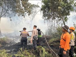 Status Udara Kubu Raya Memburuk, Kapolres Kubu Raya Terjunkan Tim Pemadam ke 9 Kecamatan