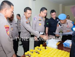 Komitmen Wujudkan Institusi Bersih, Polda Kalbar Gelar Tes Urine Mendadak bagi Pejabat Utama dan Seluruh Pamen