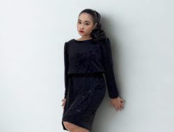 Rayakan 17 Tahun Persahabatan, Lia Rose dan Deasyara Rilis Single “KAMU”