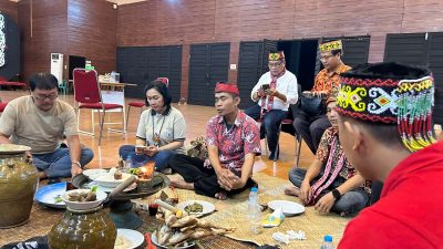 Ritual Adat Tutup Naik Dango ke-3 di Pontianak, Wujud Syukur dan Pelestarian Budaya Dayak