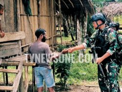 Satgas Yon Parako 466 Pasgat Amankan Lapter Aboy, Sekaligus Tebar Kepedulian untuk Warga Pedalaman Papua