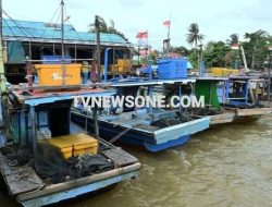 Kelangkaan Solar Picu Lumpuhnya Transportasi Sungai di Kubu Raya, Pengusaha Minta Pemerintah Bertindak